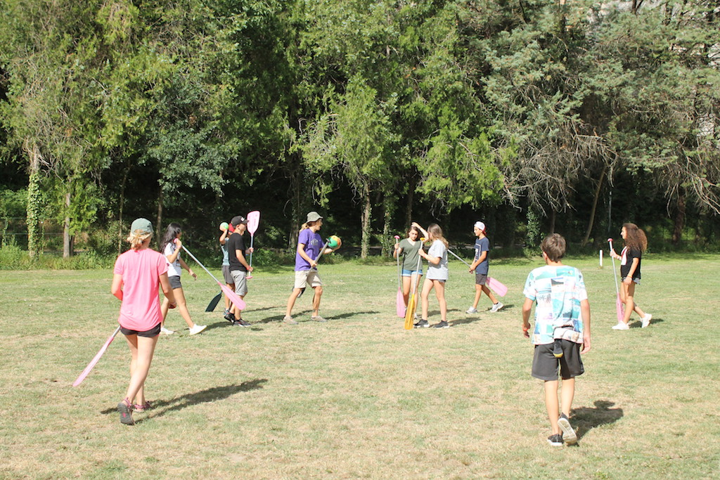 Village Camps International Summer Camp Ard&egrave;che, France 2019-07-26 https://www.villagecamps.com/journals_admin/images/2166-7201-Quidditch1 copy.jpg